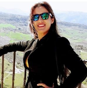 Meet your Posher, Elisiane